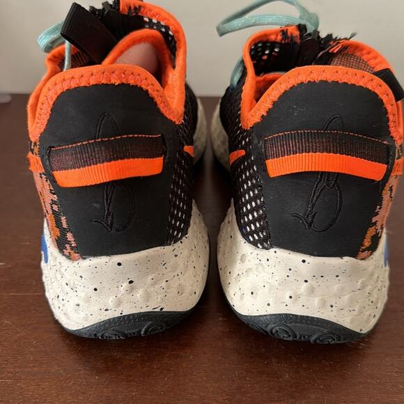 Nike | PG Digi Camo Sneakers Size 6.5 - Picture 4 of 10